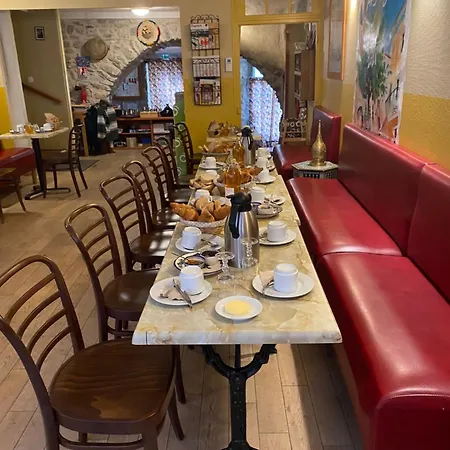 Le Dauphine Отель Шатийон-ан-Диуа